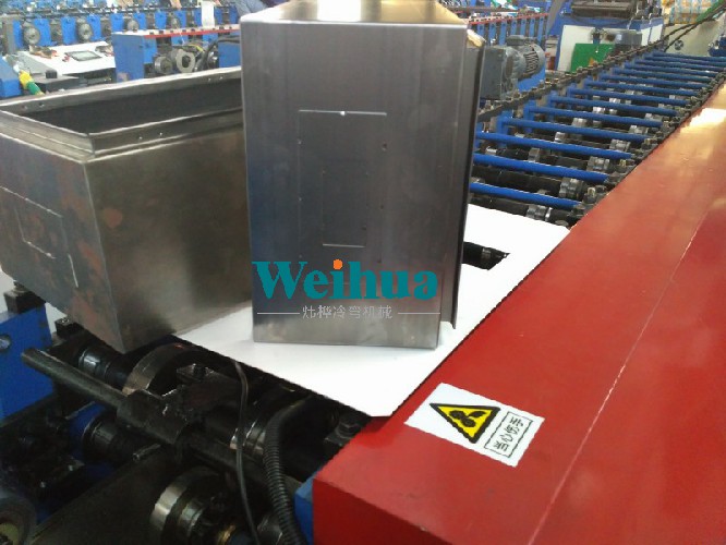 戶外防雨箱自動(dòng)生產(chǎn)設(shè)備