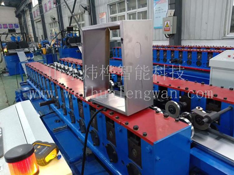 消防箱箱體冷彎成型生產(chǎn)線 微信圖片_20190519115012_愛奇藝.jpg